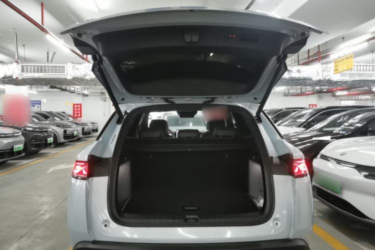 Used BYD Song L DM-i 2025 Intelligent Driving Version 112 km Beyond-Range Type Trunk