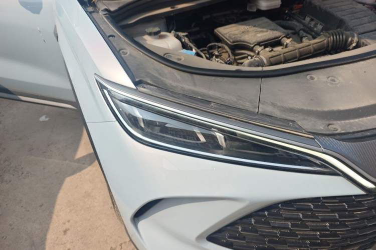 Used BYD Song L DM-i 2025 Intelligent Driving Version 112 km Leading Trim Right Front Headlight