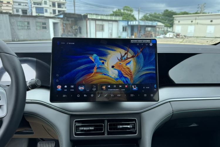 Used BYD Song L DM-i 2025 Intelligent Driving Version 160 km Beyond-Range Type Audio And AC Panel