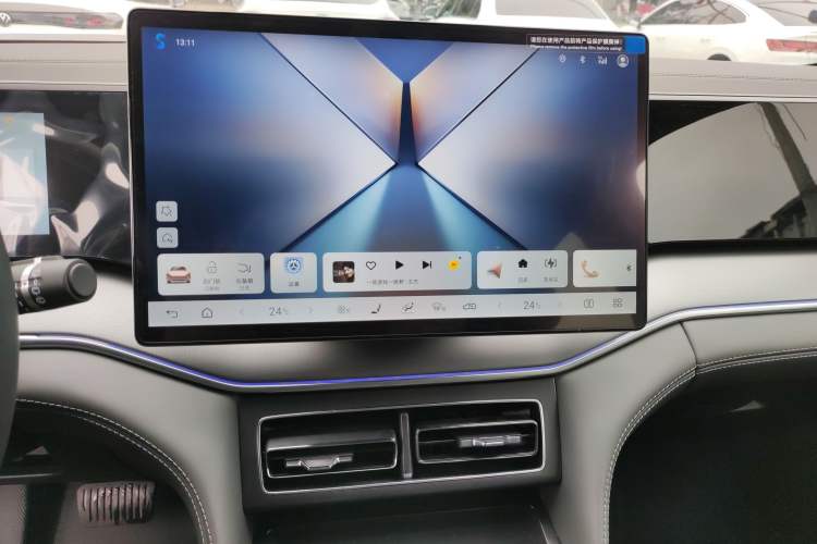 Used BYD Song L DM-i 2025 Intelligent Driving Version 160 km Beyond-Range Type Audio And AC Panel