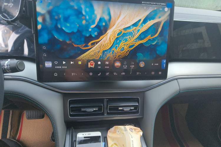 Used BYD Song L DM-i 2025 Intelligent Driving Version 112 km Beyond-Range Type Audio And AC Panel