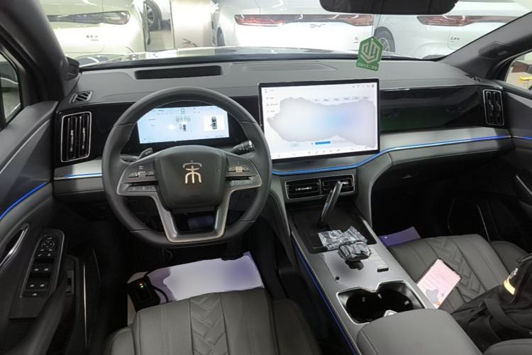 Used BYD Song L DM-i 2025 Intelligent Driving Version 160 km Excellence Edition Center Console