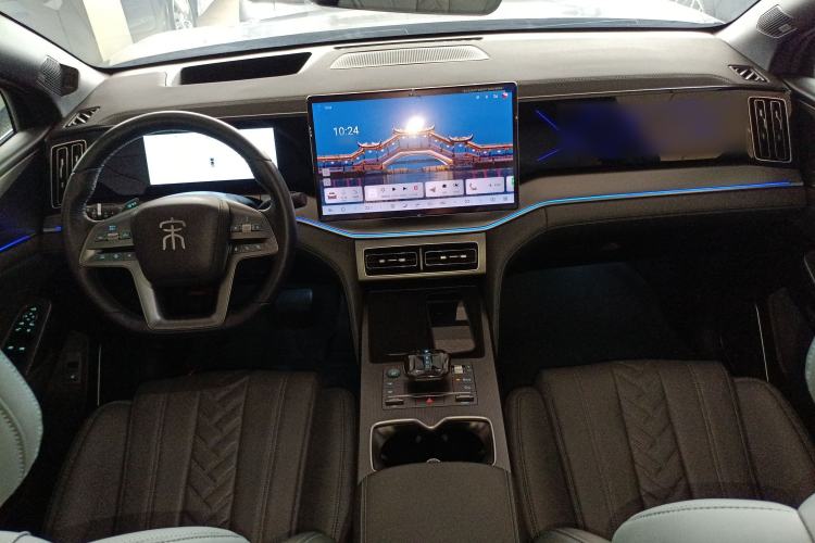 Used BYD Song L DM-i 2025 Intelligent Driving Version 160 km Excellence Edition Center Console