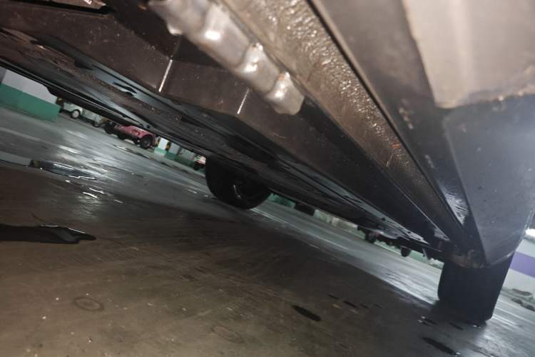 Used BYD Song L DM-i 2025 Intelligent Driving Version 112 km Leading Trim Chassis Front Left