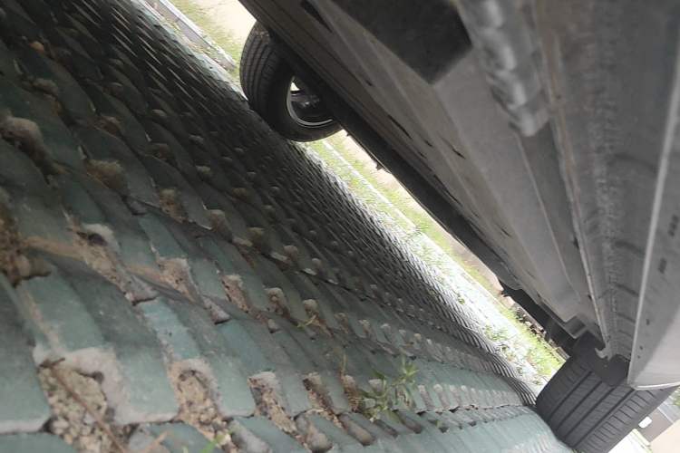 Used BYD Song L DM-i 2025 Intelligent Driving Version 112 km Beyond-Range Type Chassis Front Left