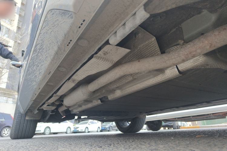 Used BYD Song L DM-i 2025 Intelligent Driving Version 112 km Beyond-Range Type Chassis Front Right