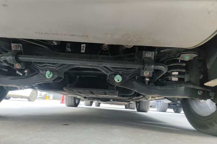 Used BYD Song L DM-i 2025 Intelligent Driving Version 112 km Beyond-Range Type Chassis Rear