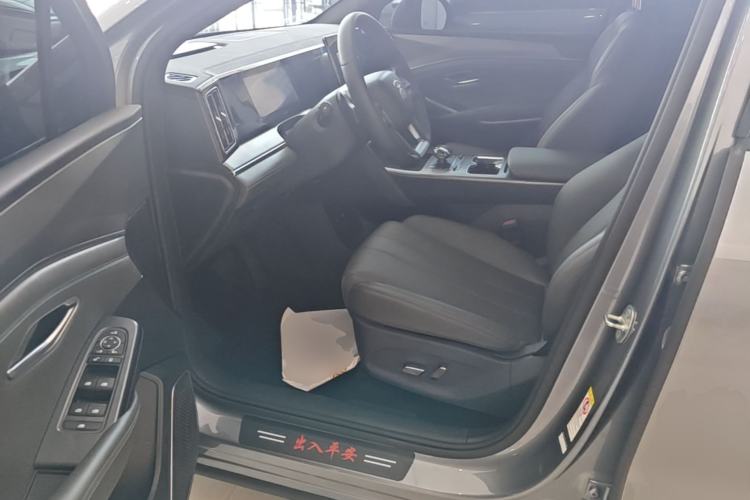Used BYD Song L DM-i 2025 Intelligent Driving Version 112 km Leading Trim Driver Seat