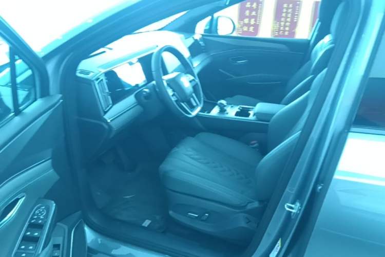 Used BYD Song L DM-i 2025 Intelligent Driving Version 112 km Beyond-Range Type Driver Seat