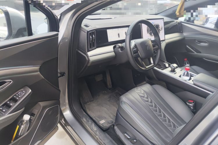 Used BYD Song L DM-i 2025 Intelligent Driving Version 112 km Beyond-Range Type Driver Seat