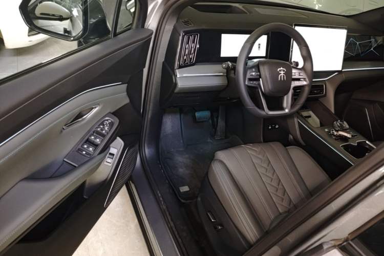 Used BYD Song L DM-i 2025 Intelligent Driving Version 160 km Excellence Edition Driver Seat