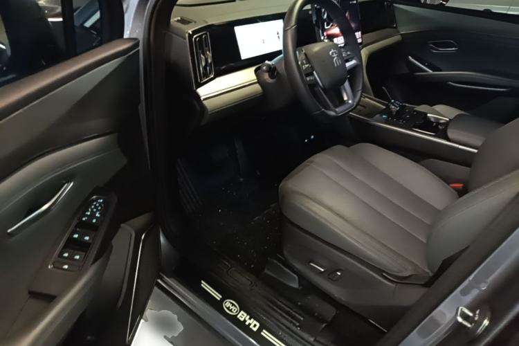 Used BYD Song L DM-i 2025 Intelligent Driving Version 112 km Leading Trim Driver Seat