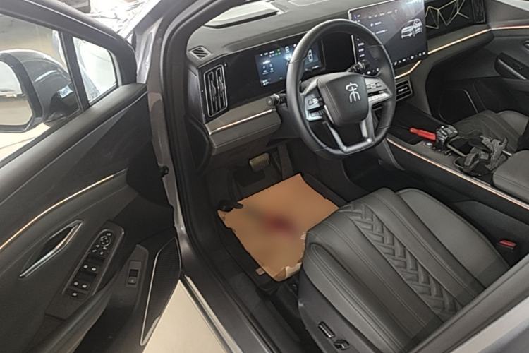 Used BYD Song L DM-i 2025 Intelligent Driving Version 160 km Beyond-Range Type Driver Seat