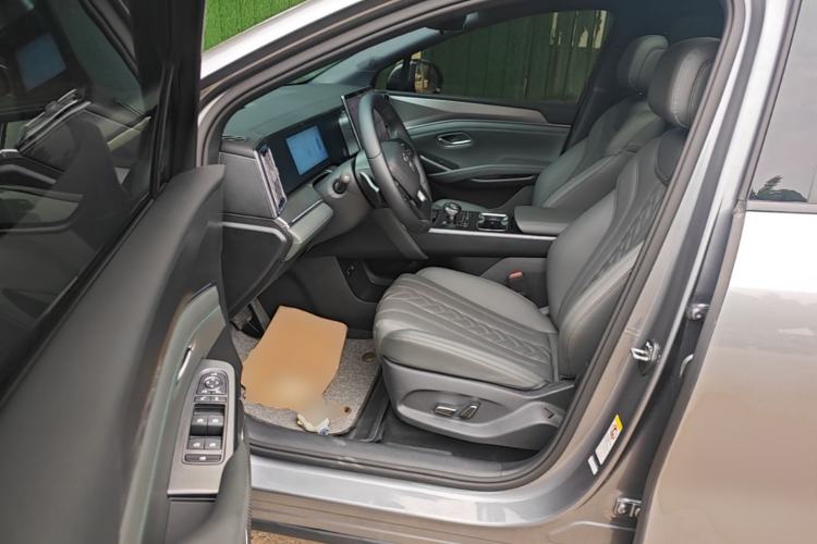 Used BYD Song L DM-i 2025 Intelligent Driving Version 112 km Beyond-Range Type Driver Seat