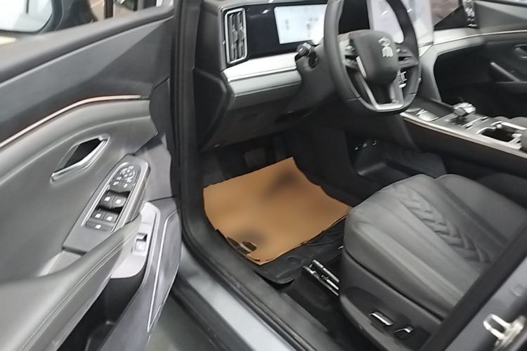 Used BYD Song L DM-i 2025 Intelligent Driving Version 160 km Beyond-Range Type Driver Seat