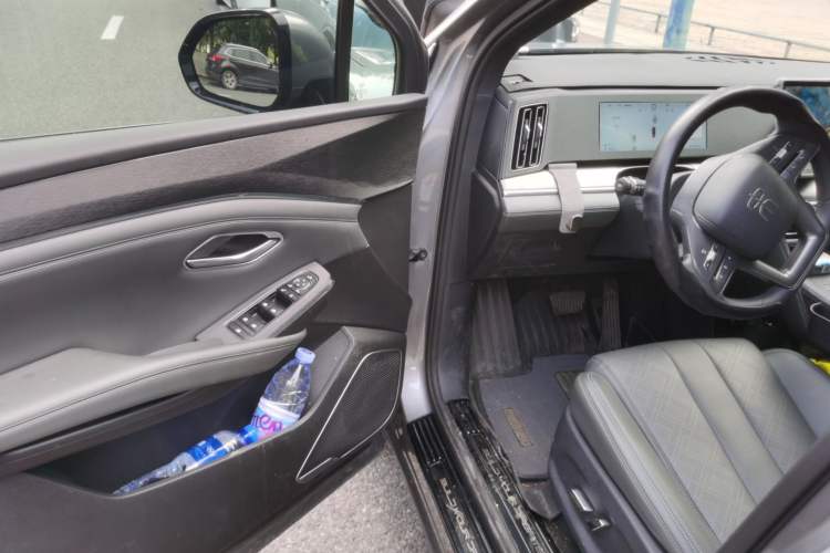Used BYD Song L DM-i 2025 Intelligent Driving Version 112 km Leading Trim Driver Seat
