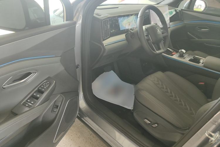Used BYD Song L DM-i 2025 Intelligent Driving Version 160 km Beyond-Range Type Driver Seat