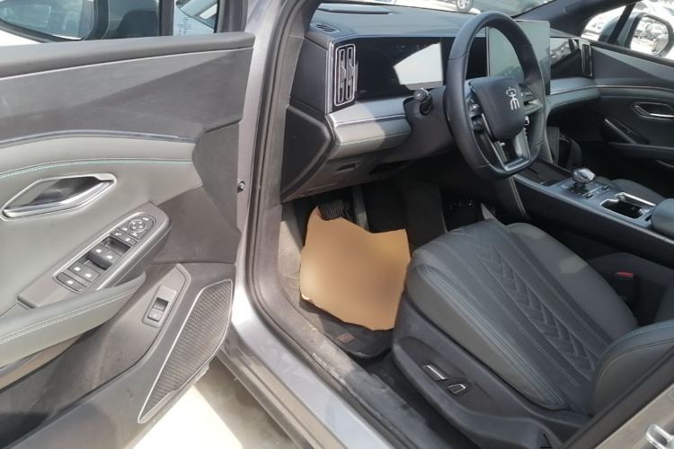 Used BYD Song L DM-i 2025 Intelligent Driving Version 112 km Beyond-Range Type Driver Seat
