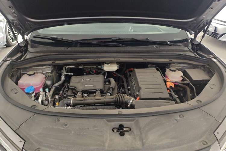 Used BYD Song L DM-i 2025 Intelligent Driving Version 160 km Excellence Edition Engine Bay