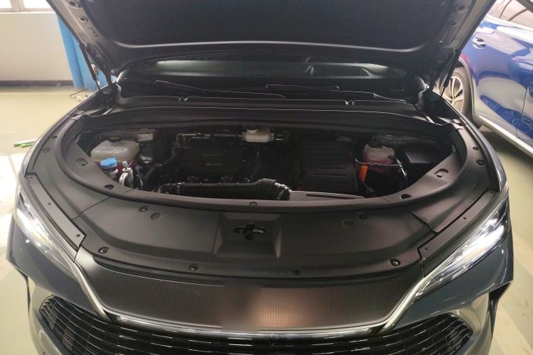 Used BYD Song L DM-i 2025 Intelligent Driving Version 160 km Excellence Edition Engine Bay