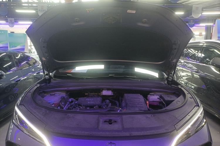 Used BYD Song L DM-i 2025 Intelligent Driving Version 112 km Leading Trim Engine Bay