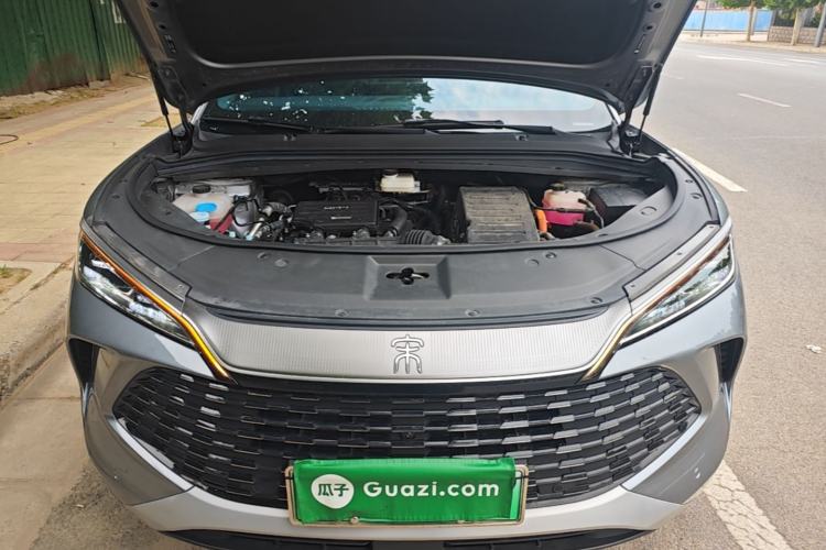 Used BYD Song L DM-i 2025 Intelligent Driving Version 112 km Beyond-Range Type Engine Bay
