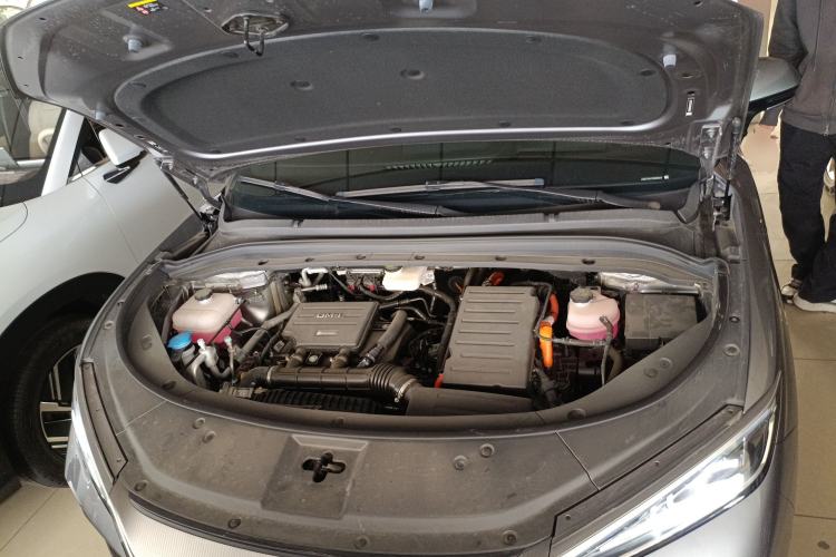 Used BYD Song L DM-i 2025 Intelligent Driving Version 160 km Excellence Edition Engine Bay