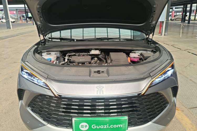 Used BYD Song L DM-i 2025 Intelligent Driving Version 160 km Beyond-Range Type Engine Bay
