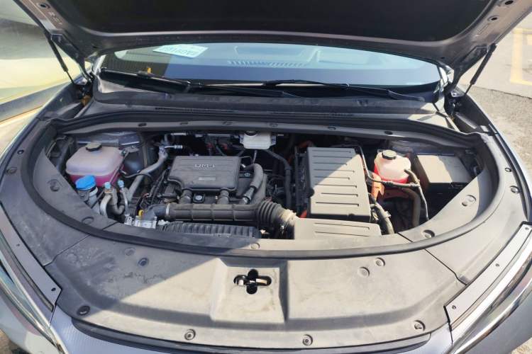 Used BYD Song L DM-i 2025 Intelligent Driving Version 160 km Excellence Edition Engine Bay