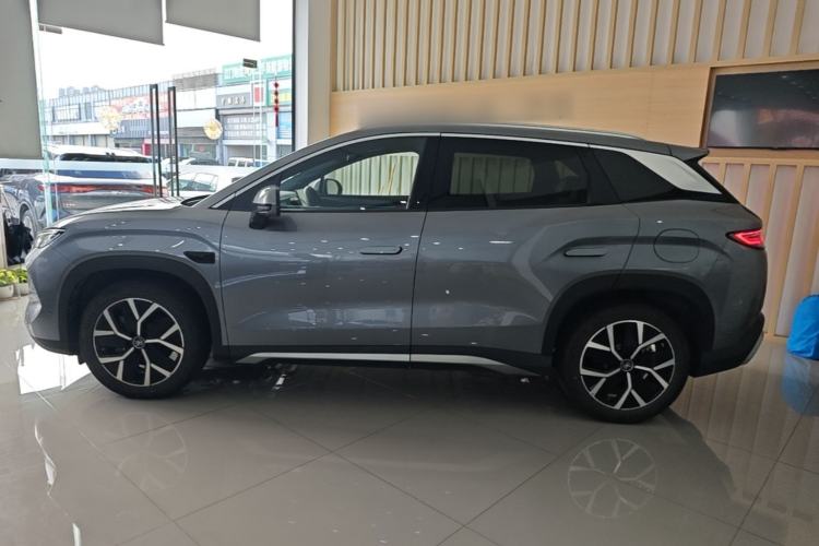 Used BYD Song L DM-i 2025 Intelligent Driving Version 160 km Beyond-Range Type Exterior 2