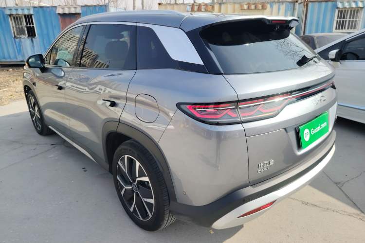 Used BYD Song L DM-i 2025 Intelligent Driving Version 112 km Beyond-Range Type Exterior 2