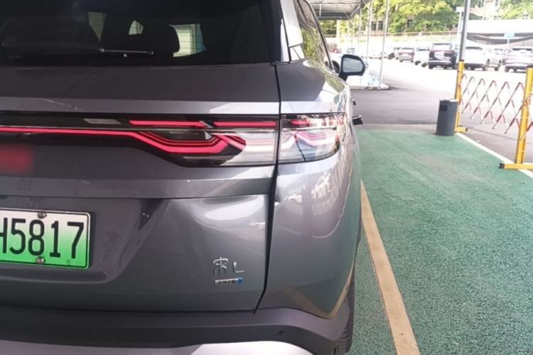 Used BYD Song L DM-i 2025 Intelligent Driving Version 112 km Leading Trim Exterior 3