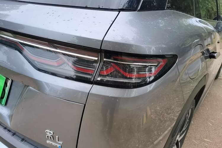 Used BYD Song L DM-i 2025 Intelligent Driving Version 112 km Leading Trim Exterior 3