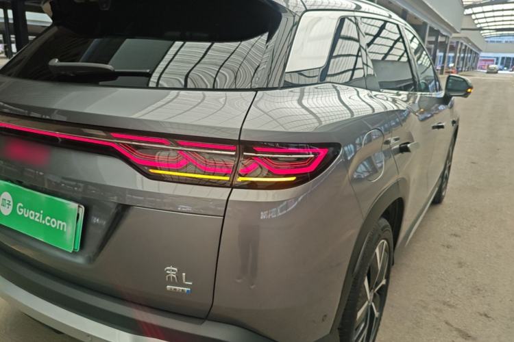Used BYD Song L DM-i 2025 Intelligent Driving Version 160 km Beyond-Range Type Exterior 3