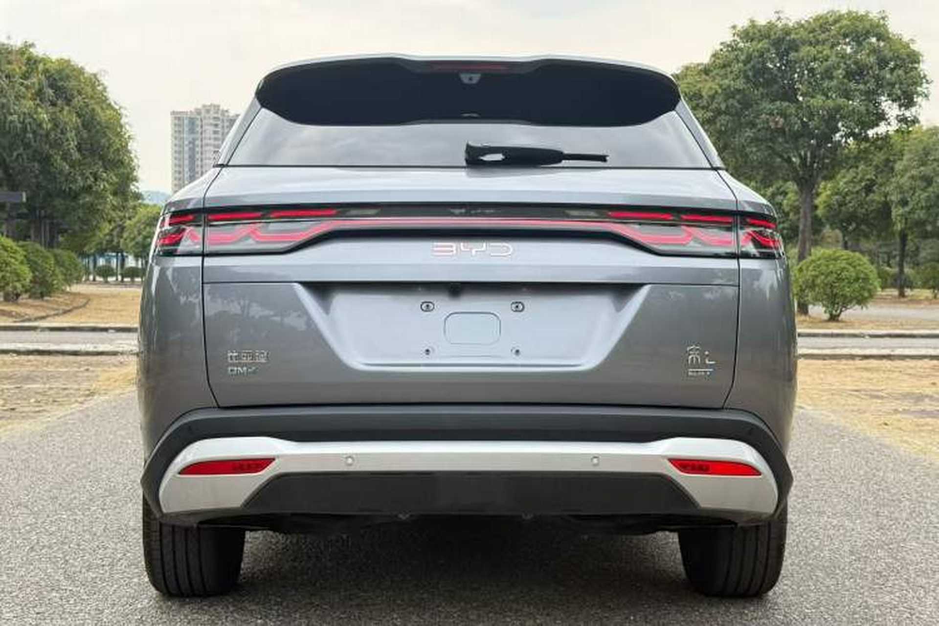 Used BYD Song L DM-i 2025 Intelligent Driving Version 160 km Beyond-Range Type Exterior 4