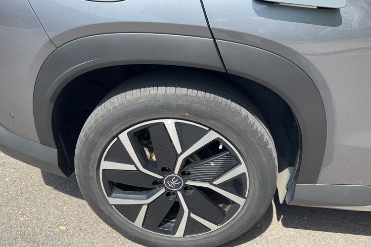 Used BYD Song L DM-i 2025 Intelligent Driving Version 160 km Beyond-Range Type Exterior 4