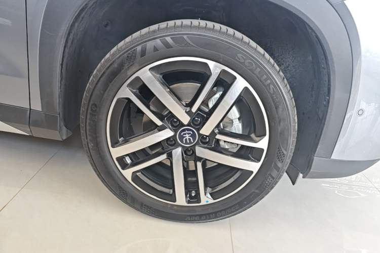 Used BYD Song L DM-i 2025 Intelligent Driving Version 112 km Leading Trim Exterior 5