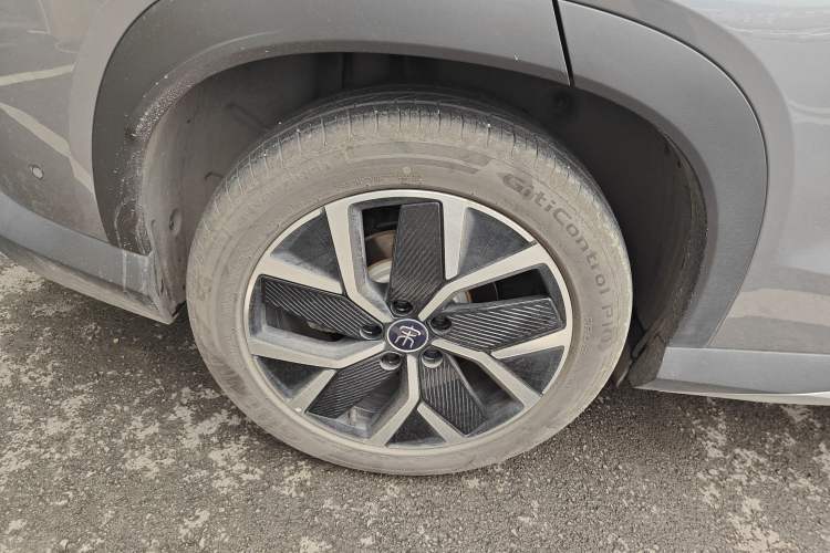 Used BYD Song L DM-i 2025 Intelligent Driving Version 160 km Beyond-Range Type Exterior 5