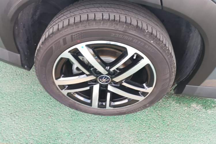 Used BYD Song L DM-i 2025 Intelligent Driving Version 112 km Leading Trim Exterior 5