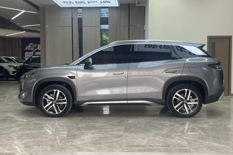 Used BYD Song L DM-i 2025 Intelligent Driving Version 112 km Leading Trim Exterior 6