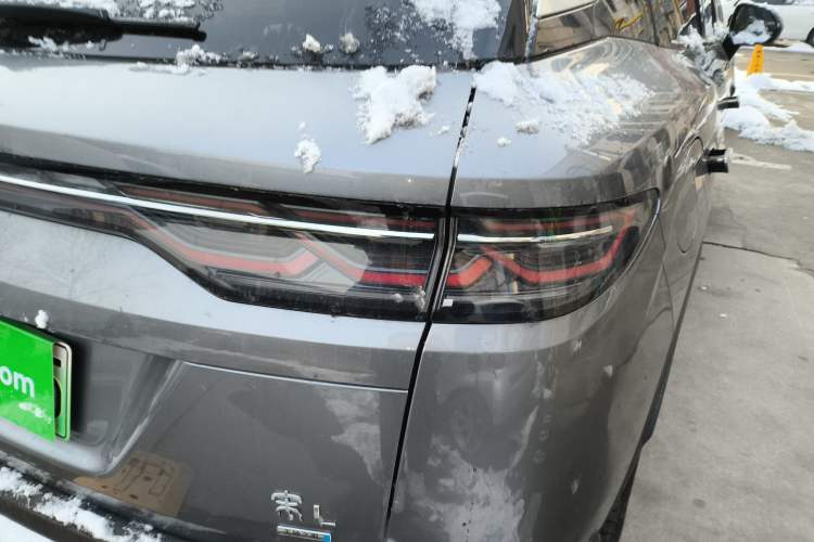 Used BYD Song L DM-i 2025 Intelligent Driving Version 112 km Beyond-Range Type Exterior 6