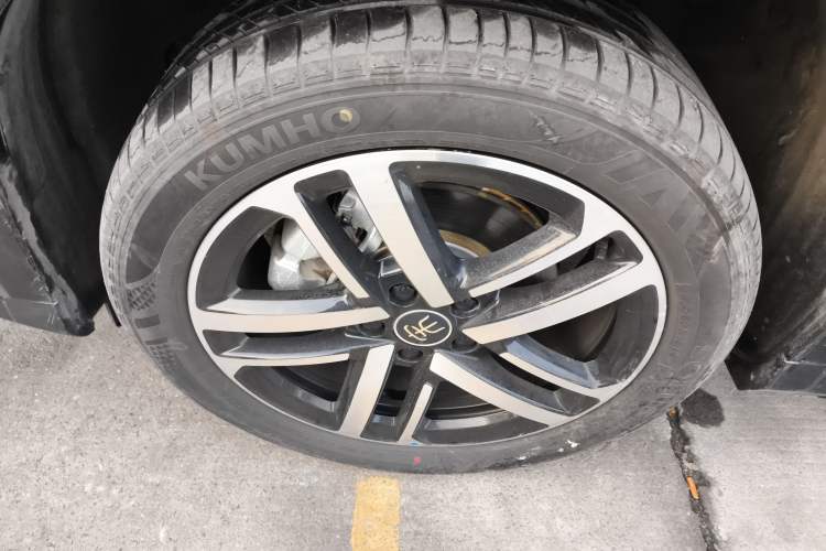 Used BYD Song L DM-i 2025 Intelligent Driving Version 112 km Beyond-Range Type Exterior 7