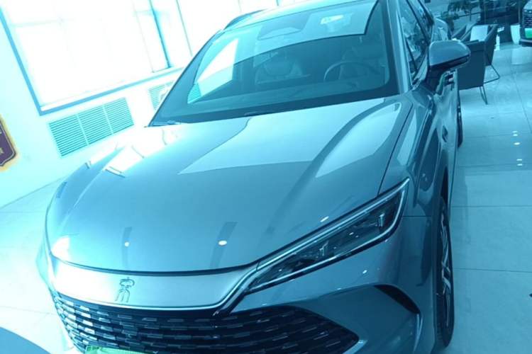 Used BYD Song L DM-i 2025 Intelligent Driving Version 112 km Beyond-Range Type Front