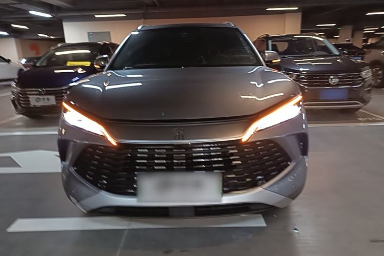 Used BYD Song L DM-i 2025 Intelligent Driving Version 112 km Leading Trim Front