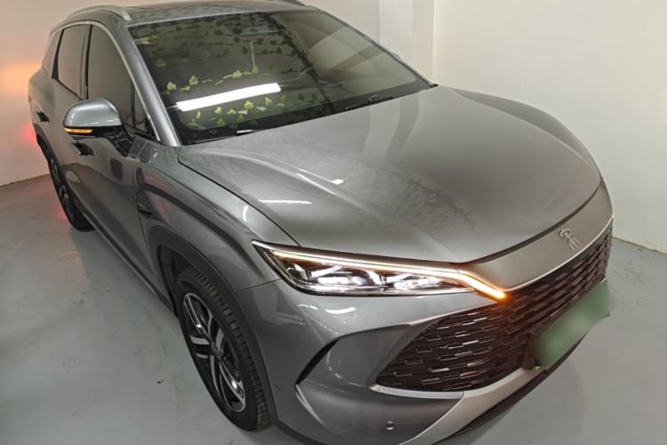Used BYD Song L DM-i 2025 Intelligent Driving Version 112 km Beyond-Range Type Front Right 45 Deg