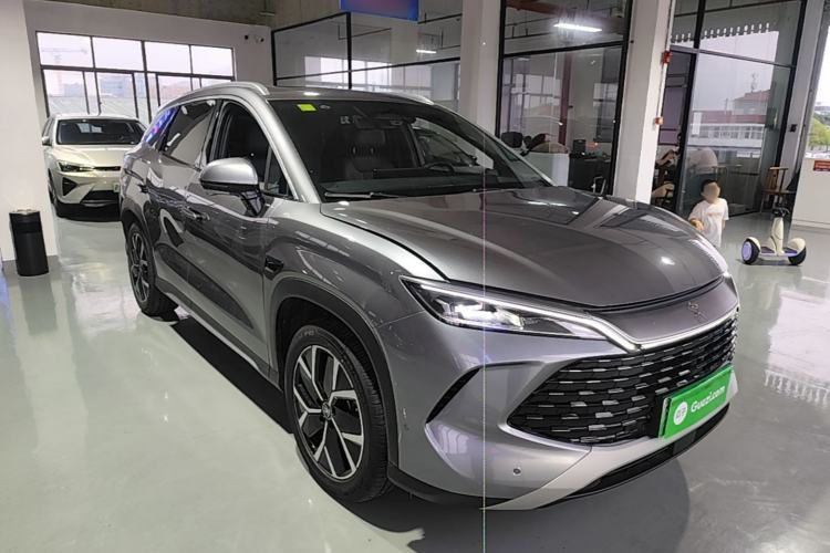 Used BYD Song L DM-i 2025 Intelligent Driving Version 160 km Excellence Edition Front Right 45 Deg