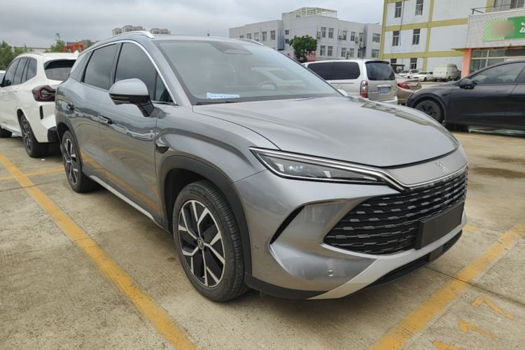 Used BYD Song L DM-i 2025 Intelligent Driving Version 160 km Beyond-Range Type Front Right 45 Deg