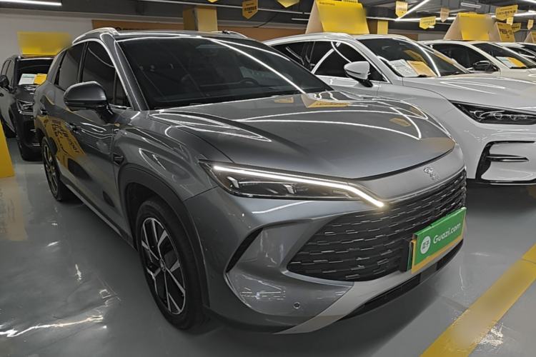 Used BYD Song L DM-i 2025 Intelligent Driving Version 160 km Beyond-Range Type Front Right 45 Deg