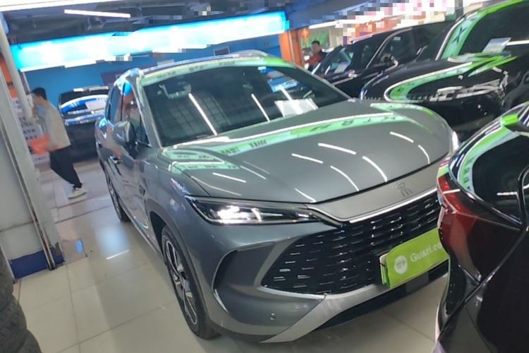 Used BYD Song L DM-i 2025 Intelligent Driving Version 160 km Beyond-Range Type Front Right 45 Deg