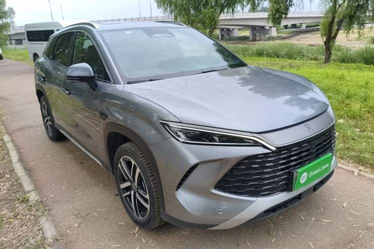 Used BYD Song L DM-i 2025 Intelligent Driving Version 112 km Leading Trim Front Right 45 Deg